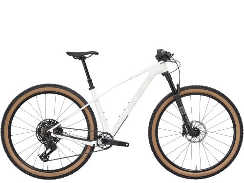 Procaliber 9.6 Gen 3 2027 Crystal White